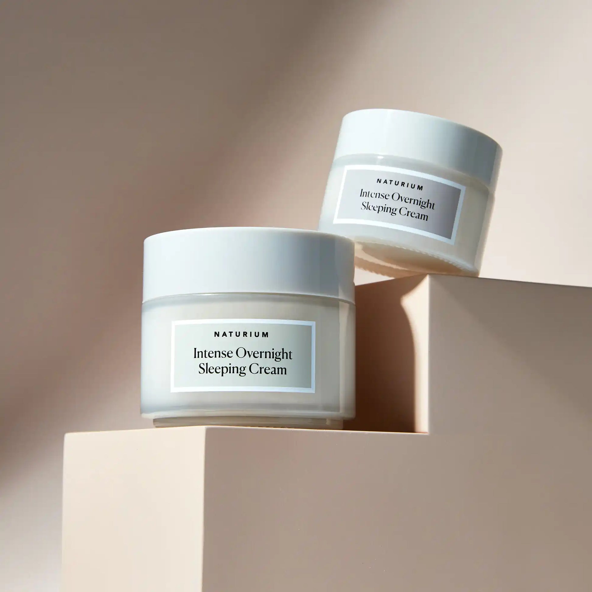 intense-overnight-sleeping-cream-jumbo-e0 11_18_2021_Naturium0552-crop.webp