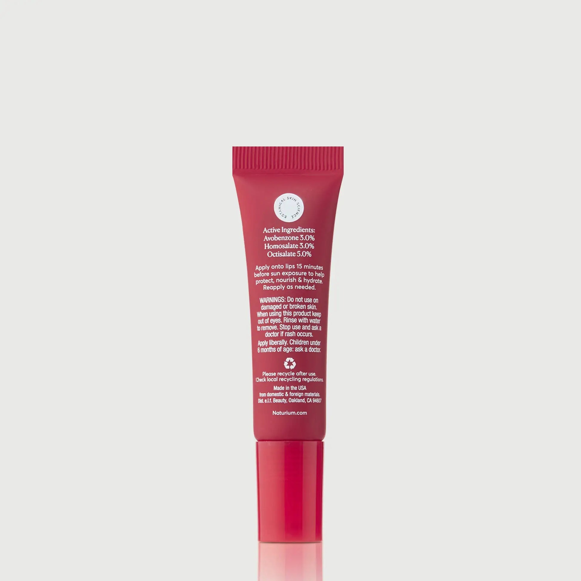 phyto-glow-lip-balm-spf-45-oasis-b3 NATR-10125_PhytoGlow_SPF_Oasis_primary_capon_back_bonebkgd_1.webp