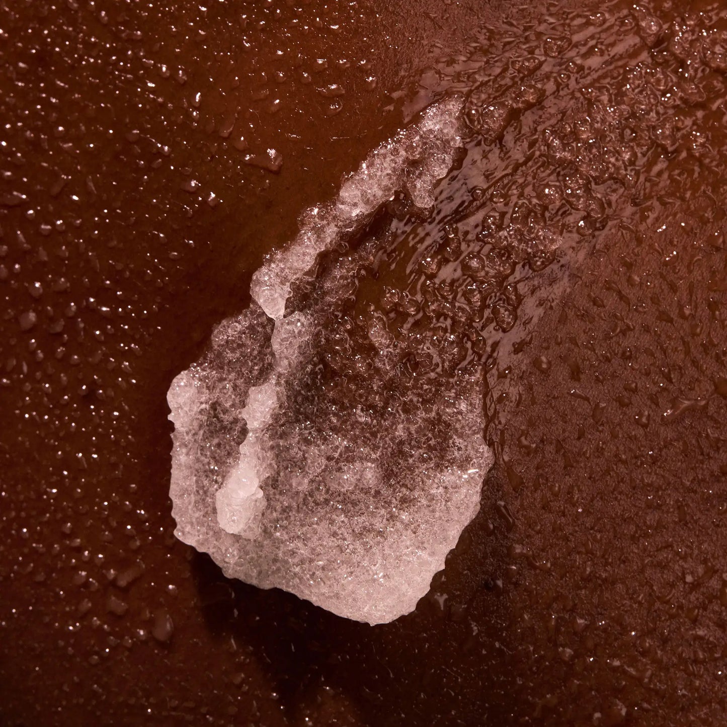 the-glow-getter-multi-oil-body-scrub-n6 NATR-40028-Alt-Image-TheGlowGetterMulti-OilBodyScrub-08.webp