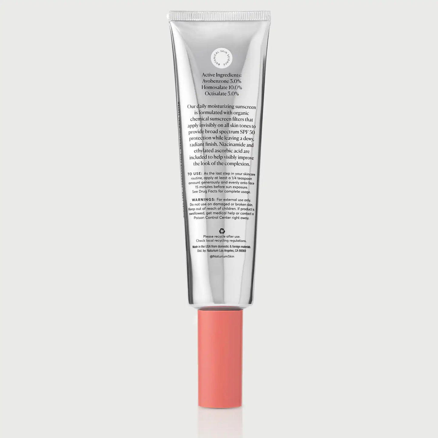 dew-glow-moisturizer-spf-50-jumbo-l8 NATR_Dew_Glow_Jumbo_Back_CapOn_bonebkgd.webp