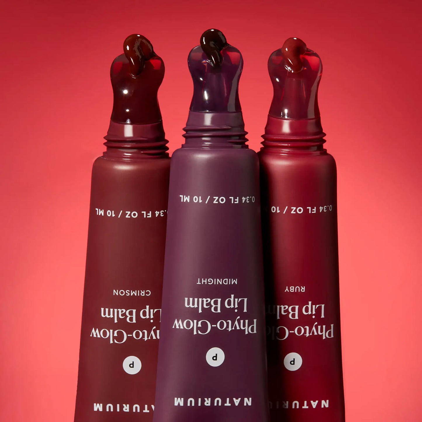phyto-glow-lip-balm-crimson-o2 phytoglow-moody_6357-crop_1_e73a7054-8061-4f72-8a58-c0111f6fcffa.webp