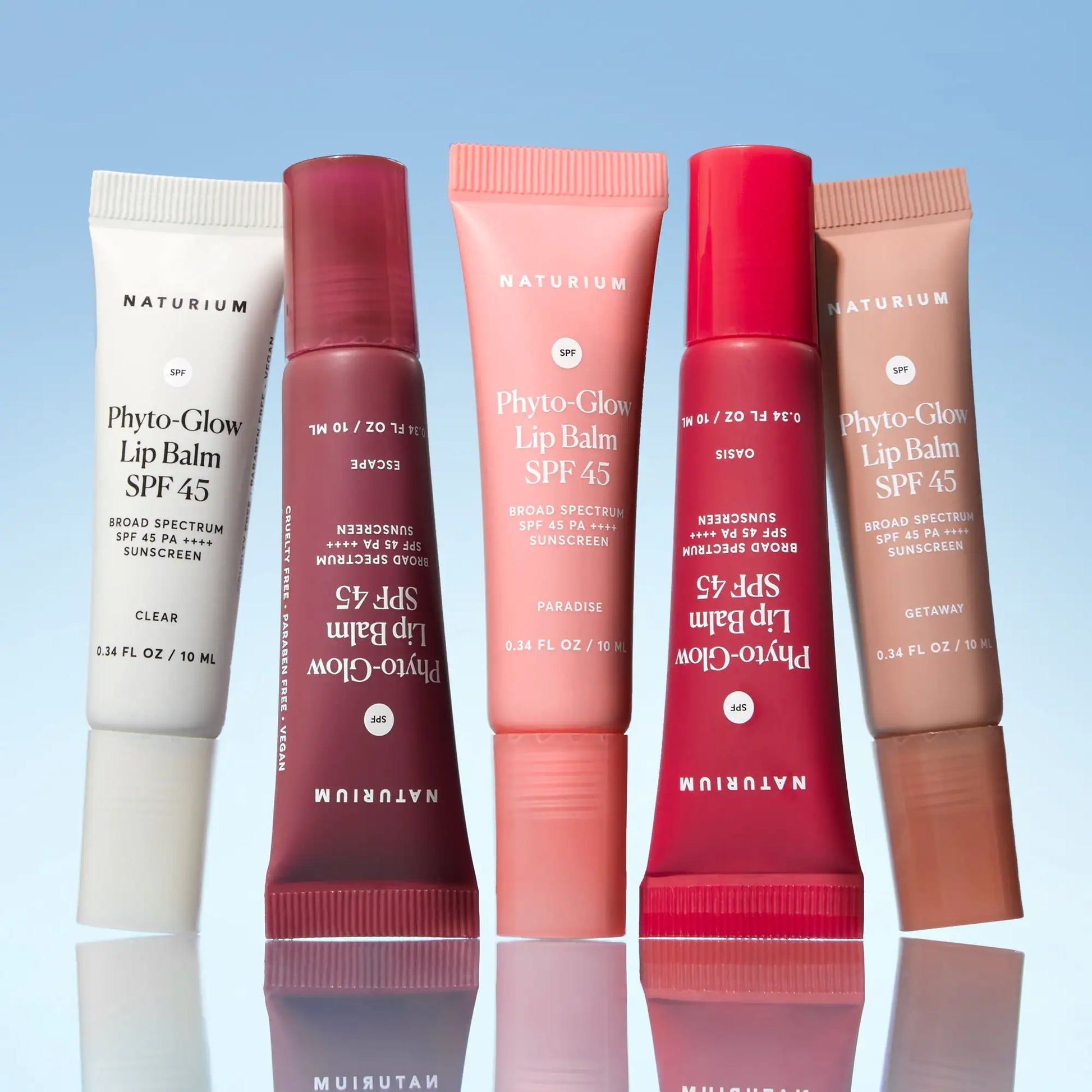 phyto-glow-lip-balm-spf-45-getaway-o9 phytoglowSPF_6428-crop_cde1553e-6f3e-4726-9686-a6dd715ed7c9.webp