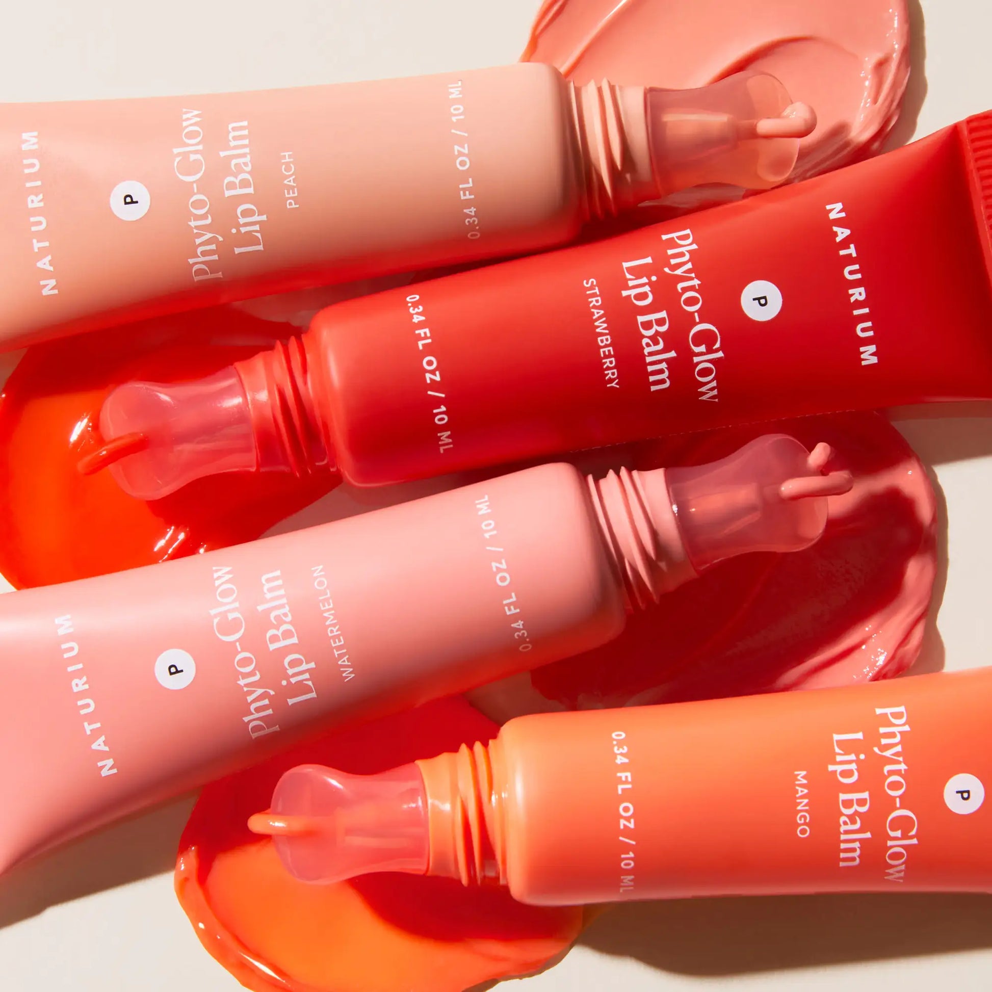 phyto-glow-lip-balm-strawberry-w2 phytoglow_1900-crop_31ad35fa-dd72-46a6-8bf8-8e48bfcbf0a0.webp